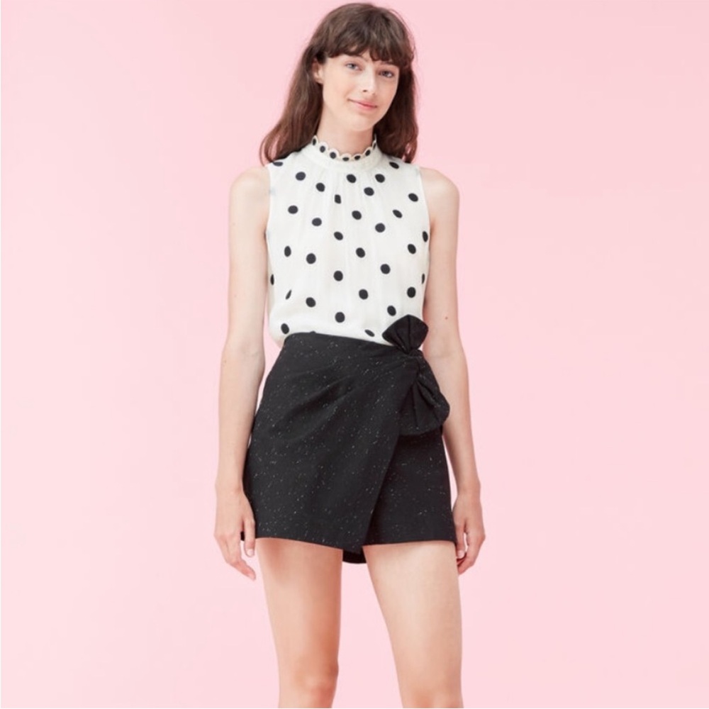 Rebecca Taylor Silk White/Black Polka Dot
Sleeveless Scalloped Neck Blouse, Sz 2
